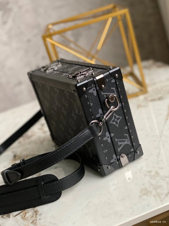 WIS CHANELUTCH VUITTON BOX LOUIS 0816